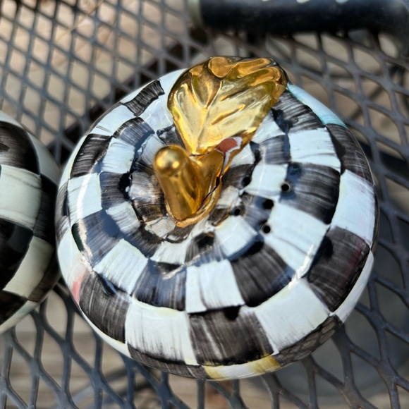 MacKenzie-Childs Courtly Check® Ceramic Apple Salt & Pepper Shakers - Picture 4 of 9